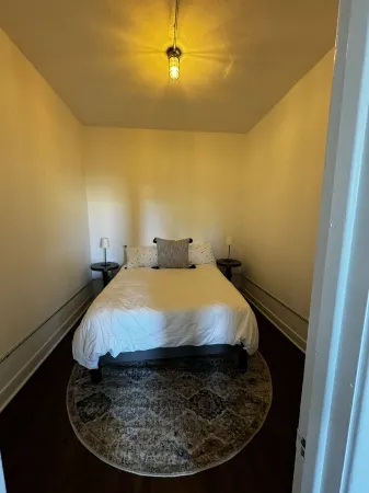 Charming 2-bedroom apartment in marvelous Chewelah with AC, WiFi