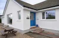 Beautiful, modern 3 bedroom house with stunning views
