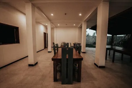 Beach villa ,Seethrama.Beruwala.srilanka Отели рядом с достопримечательностью «Beruwala Cinnamon Garden Masjid»