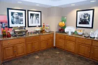 Hampton Inn & Suites Manchester-Bedford - Frühstück