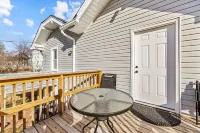 Cozy and Modern in the Heart of it all