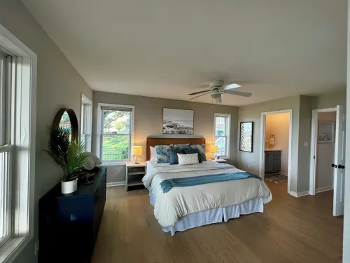 Bay Breeze - Charming 3BR Waterfront Home on the Chester River Hotels in Grasonville