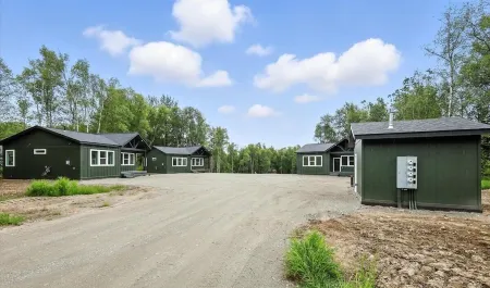 Cozy Cottage-C  Near Hatcher Pass