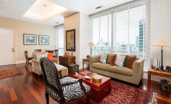 1 Bed Serviced Skyvilla with View Check in 15h to 22h Only