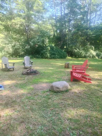 Charming 1-bedroom apartment in peaceful Palenville with WiFi, AC