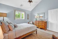 Pool, Key Colony Beach, Dock, Across from the Golf Course