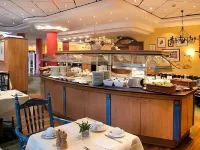 Country Hotel Timmendorfer Strand - breakfast