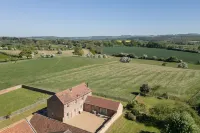 Meadow View - Luxury barn with breathtaking views near York
