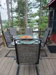 Peaceful 2-bedroom cabin in Elcho on Lower Post Lake.
