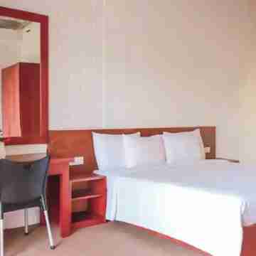 4-bedroom bungalow in charming Nuwaraeliya with WiFi access Rooms