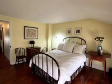 Charming Lambertville Home! Hotels in Lambertville