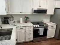 Charming 2-bedroom townhome in delightful New Bern with WiFi, AC