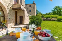 Borgo Fastelli - Susino Chalet in historical Borgo in Val d'Orcia Hotel a Sarteano