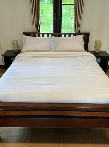 รูปภาพของChun Chom - Baan Lom Suay