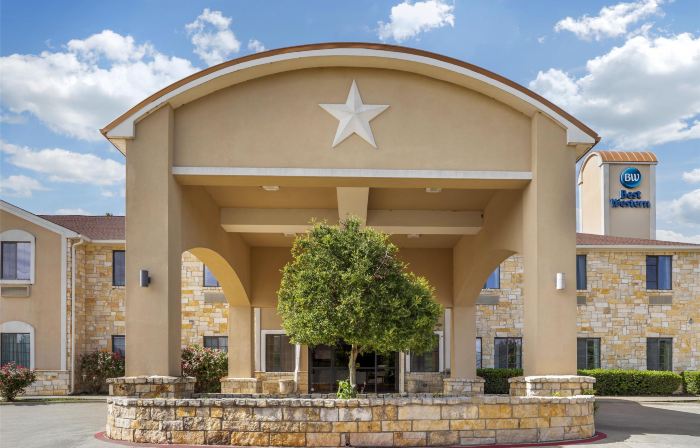 Best Western Mineola Inn