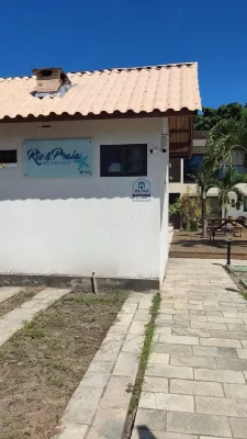 House in Maria Farinha. Small family condominium, 5 min from Veneza Water Park Hotels in Paulista