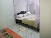 Cozy 2-bedroom family friendly apartment in a secure environment in Jinja City. Hotels in 