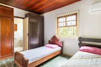 7 bedroom farm, up to 20 people or more, Vassouras RJ. Pets allowed, Sítio Malabaku Hotels in Vassouras