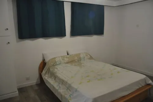 Renovated 2-room apartment on first floor near train station