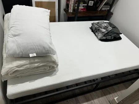 Bachelor Pad Studio Apartment Отели рядом с достопримечательностью «Библиотека РБУМ Мейденхед»