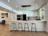 Bakersfield Luxe Stay- Private Spa Vibes • Stylish & Serene