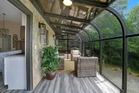 Ridge View - Hot Tub-Fireplace-Fire Pit