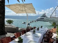Dreamlike stone house by the sea: luxury with infinity pool and panoramic views Hotels in Herceg Novi