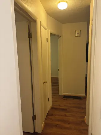 Cozy Corner 1401- West -Unit 2-bedroom apt in adorable La Junta with WiFi, AC