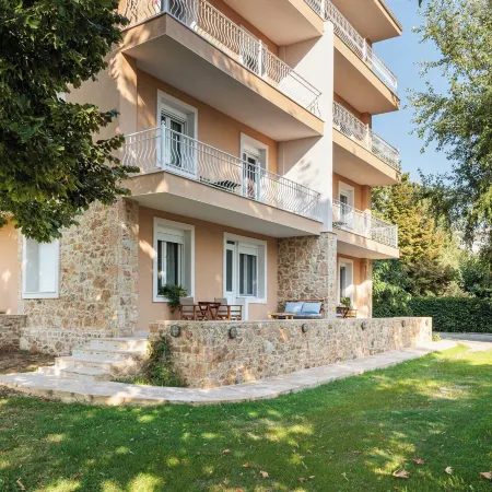 Kyma Stay - Beachfront Apartments