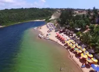 Sonia Flats - Apartment with balcony and sea view on Camurupim Beach