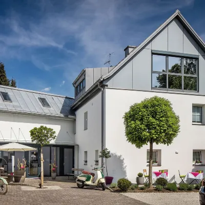 B&B Villa Verde Отели рядом с достопримечательностью «Фонтаны Хельбрунн»