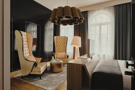 Hotel Blow Up Hall