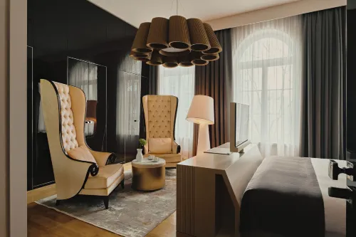 Hotel Blow Up Hall