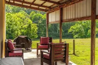 The Cabin at Roney Creek Ranch