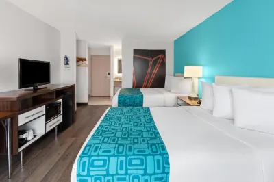 Howard Johnson by Wyndham Romulus Detroit Metro Airport Hotel a 