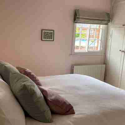 Historic Cottage in Heart of Farnham nr the Castle Rooms