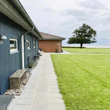 "Gudke" - 50m from the Sea Hotels in Bogense