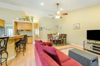 Porterville Getaway w/ Patio + Valley Views!