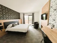 Hotel les Nevons Hotels in Velleron