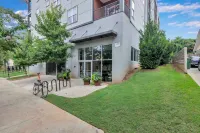 Cozy 1-bedroom condo with WiFi, AC in pleasant Downtown Atlanta