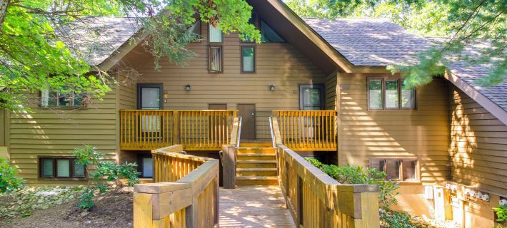 Wintergreen Resort Condo w/ Deck, 0.3 Mi to Slopes Hotel di Nelson County