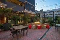 코트야드 바이 메리어트 아테네 다운타운