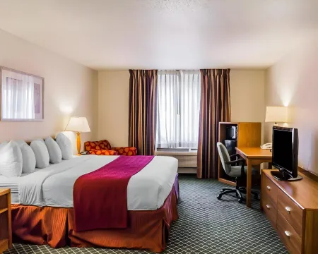 Quality Inn & Suites Golden - Denver West Отели рядом с достопримечательностью «Green Mountain»