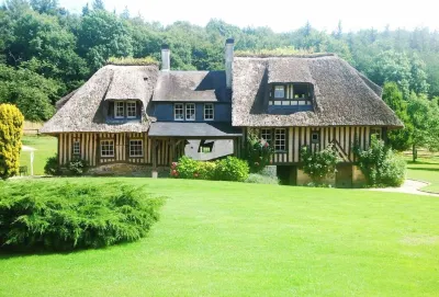 MANOIR DES HERBES Hôtels à proximité de : Bowling de Deauville