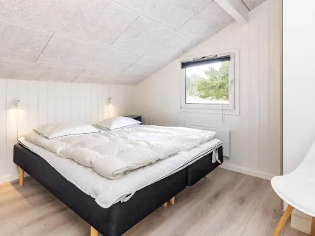 10 person holiday home in Bindslev-By Traum