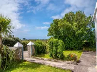 Bungalow in Pendeen with Stunning Sea Views Hotels in Pendeen