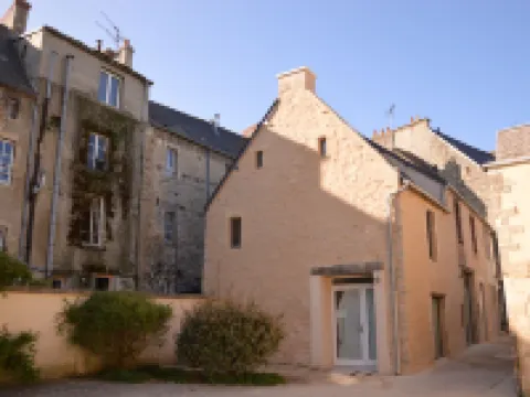 Modern Bayeux Hideaway