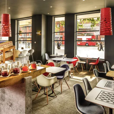 Ibis London Stratford Отели рядом с достопримечательностью «Стратфорд»
