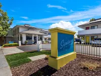 Signature Inn San Jose Hotels near Strike Brewing Company