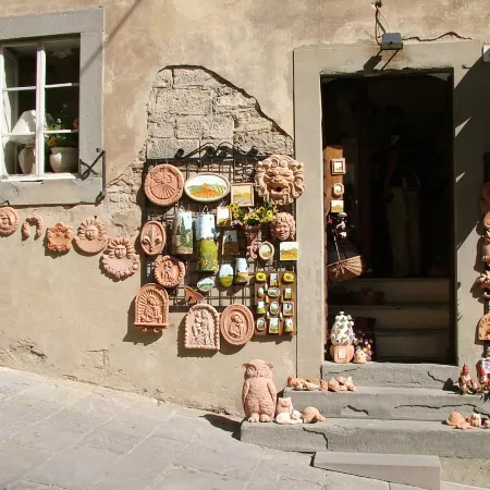 Farmhouse in Tuscany with Pool & Wine Tasting